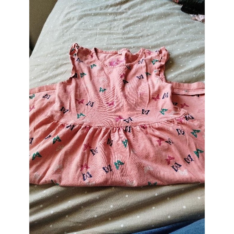 Robe MC rose à papillons TAILLE 8