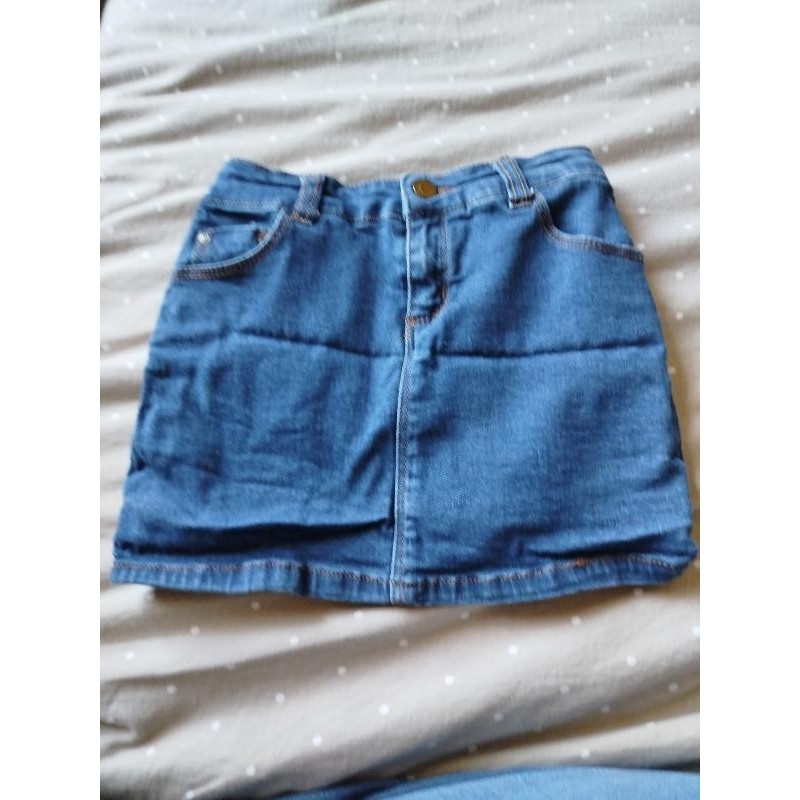 Jupe droite en jean bleu  TAILLE 5