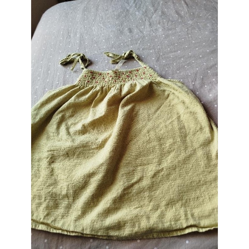 Top fine bretelles anis TAILLE 12