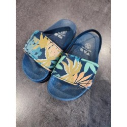 Claquettes Tape à l'oeil...