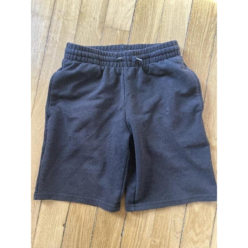 Short noir Décathlon 10-11ans