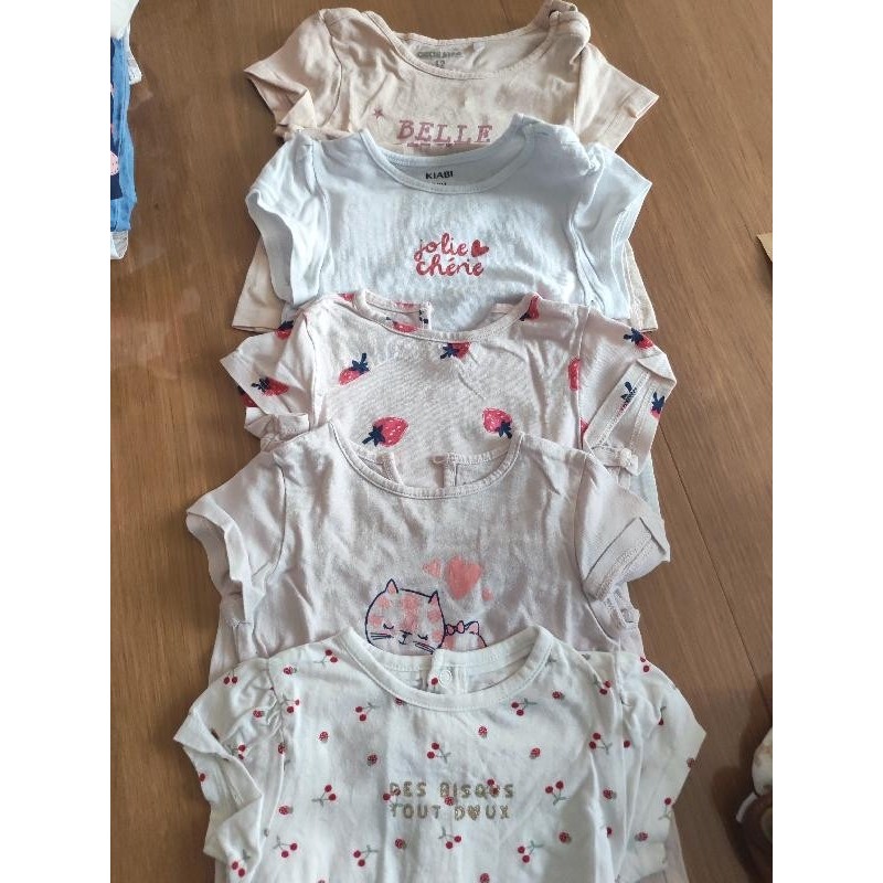 Lot tee shirt Mc fille TAILLE 12 mois