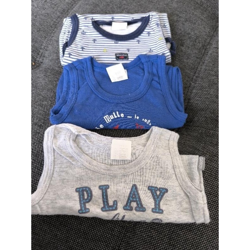 Lot body bretelles  TAILLE 6 mois