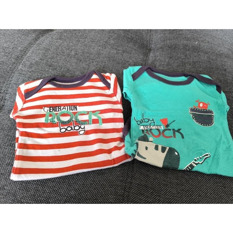Lot body manches courtes TAILLE 6 mois