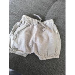 Short bloomer gris TAILLE 6...