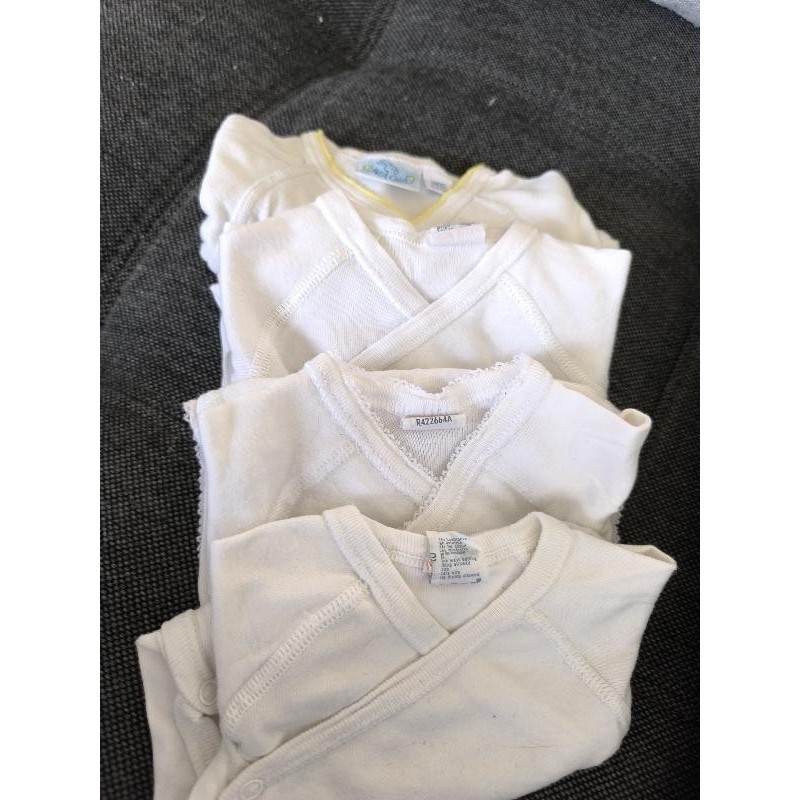 Lot 4 body ML TAILLE 1 mois
