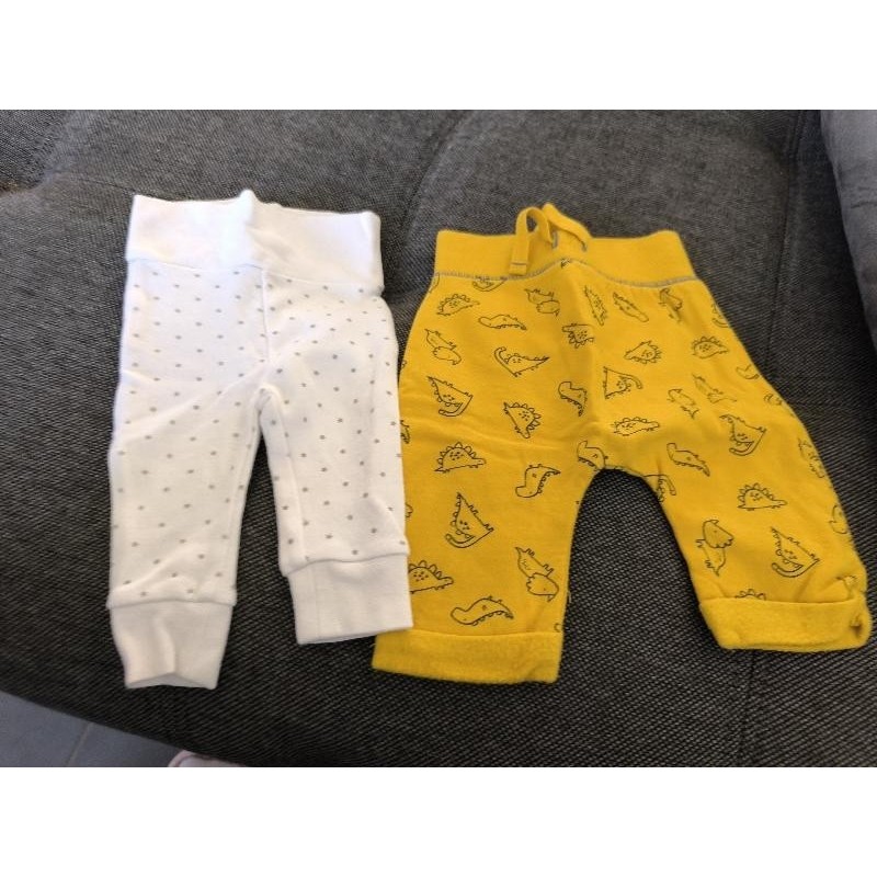 Lot 2 pant jaune/bla TAILLE 1 mois