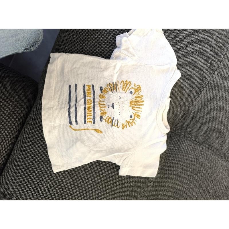 T-shirt Mc lion TAILLE 1 mois