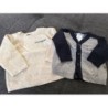 Lot 2 pull/cardigan TAILLE 6 mois