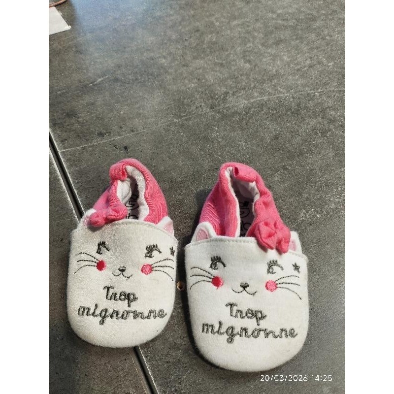 Chausson souple  TAILLE 6-12M