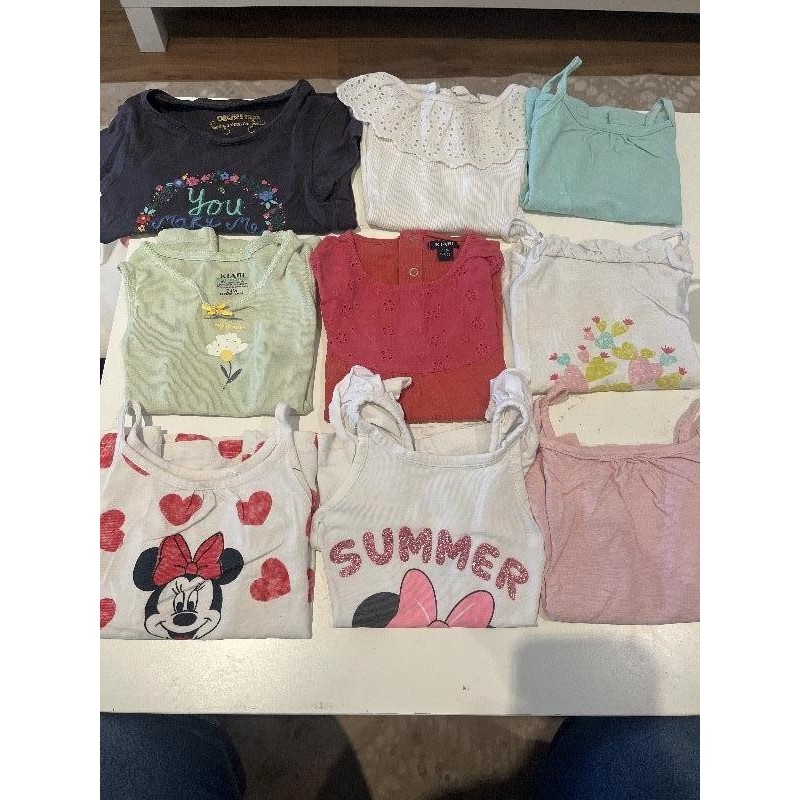 Lot hauts manches courtes  TAILLE 2 ans