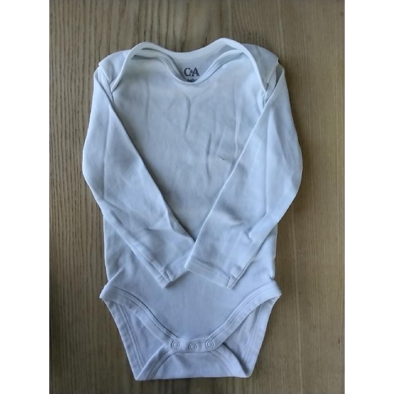 Body blanc C&A  TAILLE 18 mois