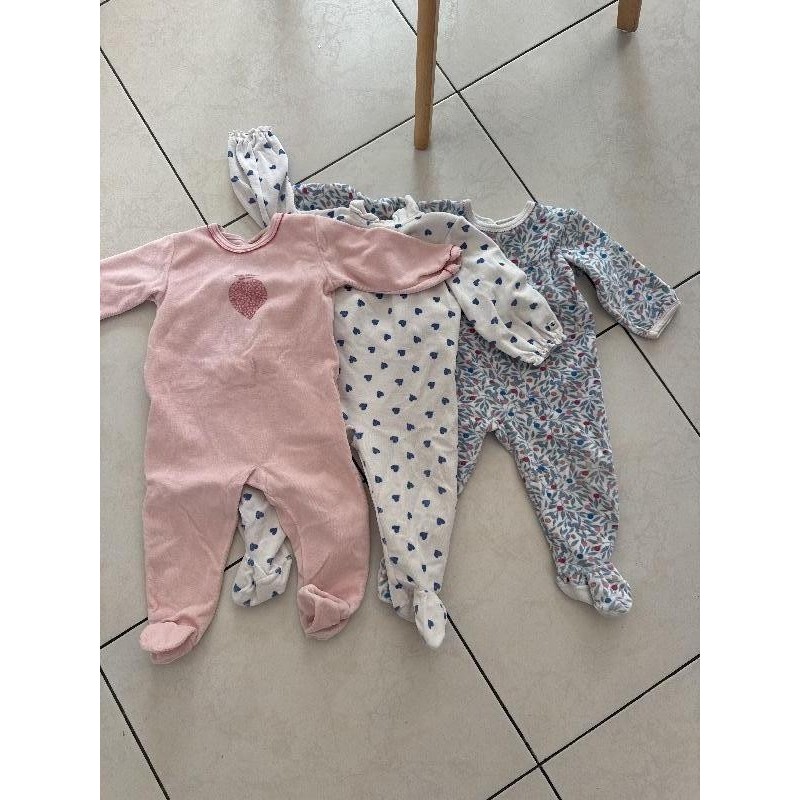 Pyjama petit bateau  TAILLE 18 mois
