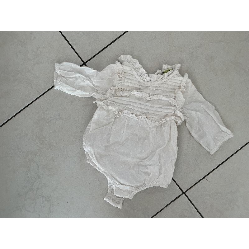 Body brodé  TAILLE 6 mois