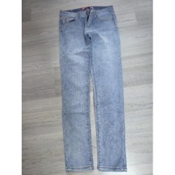 Jean clair cache cache...