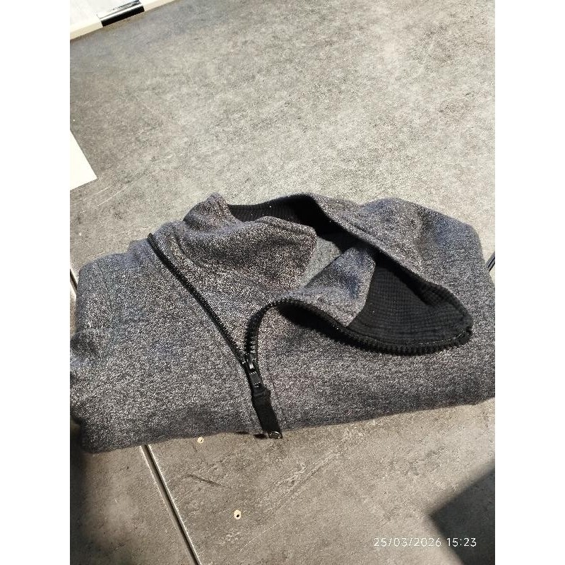 Veste sweat gris orchestra  TAILLE 5 a