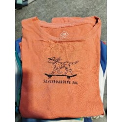 Tshirt mc chien TAILLE 6 a