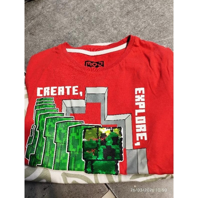 Tshirt mc rouge TAILLE 6 a