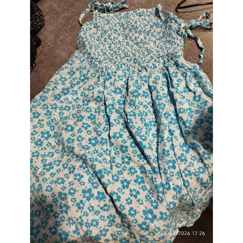 Robe jennyfer fleur bleu TAILLE M