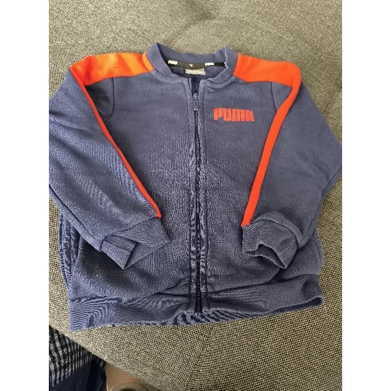 Veste zippée puma TAILLE 24 mois