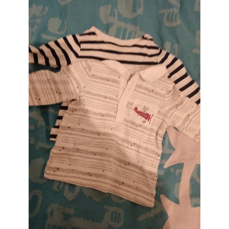 Lot 2 t shirt 1 an TAILLE 1 an