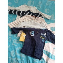 5 t shirt ml 18 mois...