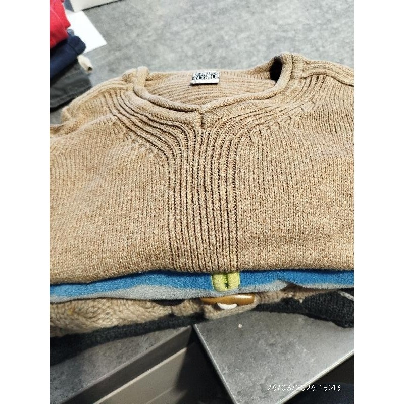 Pull tao marron  TAILLE 2a