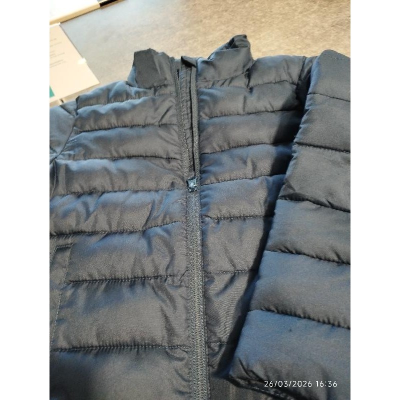 Doudoune légère bleu TAILLE 7a