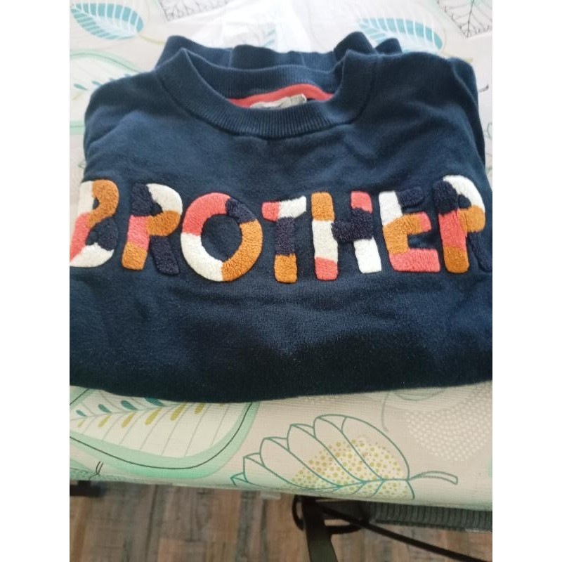 Pull orchestra bleu  12 ans TAILLE 12 ans