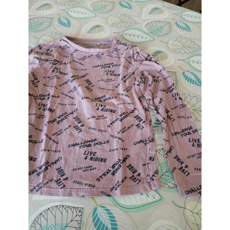 Teeshirt rose écriture orchest TAILLE 12 ans