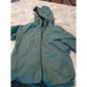 Coupe vent vert decathlon  TAILLE 11 ans
