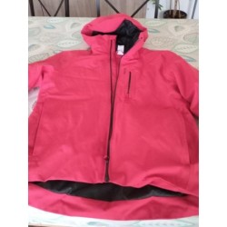 Manteau rouge ski Decathlon...