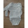 Lot 2 bodys ML blanc Kiabi 18m TAILLE 18m 