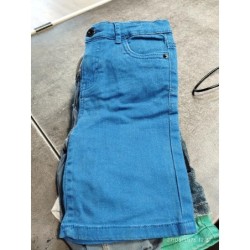 Short jean's bleu TAILLE 5 a