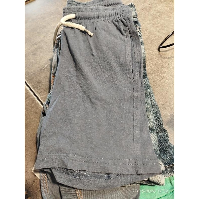 Short coton bleu TAILLE 5 a