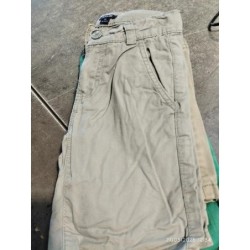 Short gris kiabi TAILLE 5 a