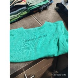 Sweat vert kiabi TAILLE 8a