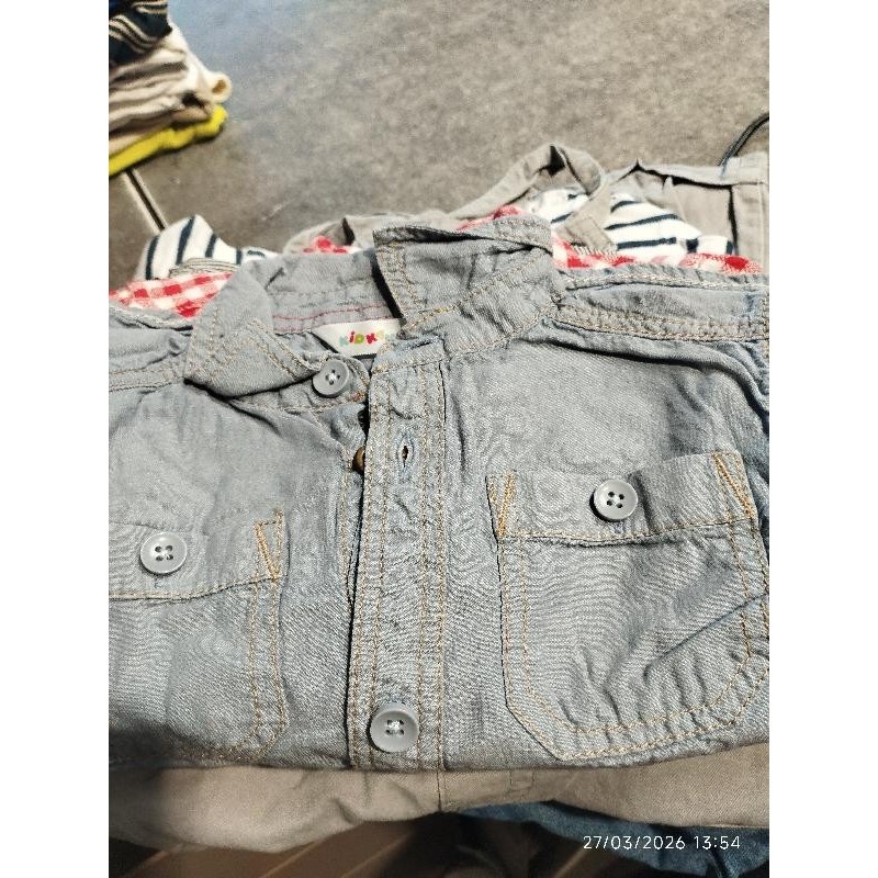 Chemise bleu kid TAILLE 18 m