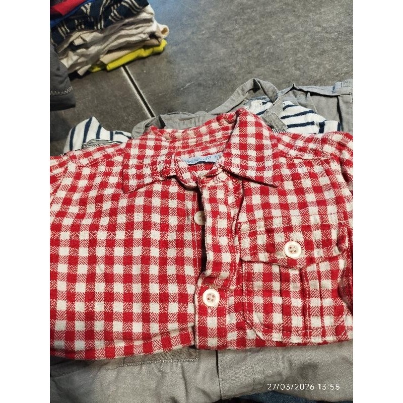 Chemise carreaux rouge TAILLE 18m