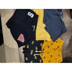 Lot 5 shorts 18 mois TAILLE...