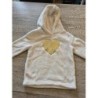 Pull cœur blanc  TAILLE 4ans