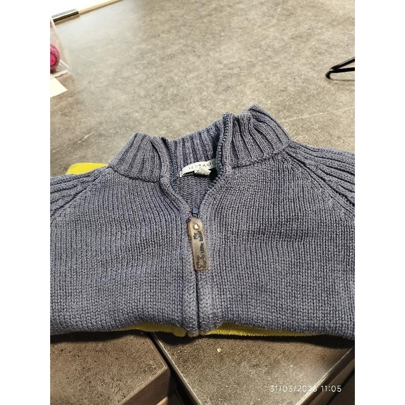 Gilet bleu tex TAILLE 18m