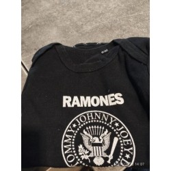 Body mc noir TAILLE 12 mois