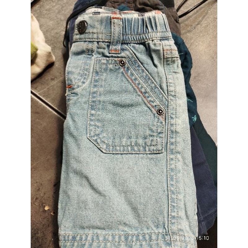 Short jean's alphabet  TAILLE 12 mois