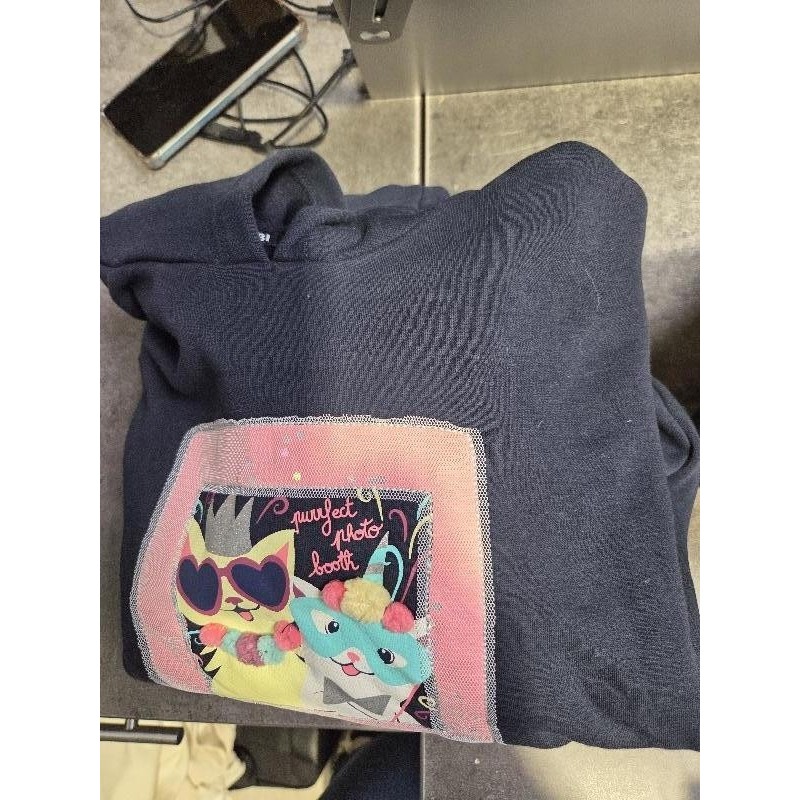 Sweat capuche marine TAILLE 12 ans