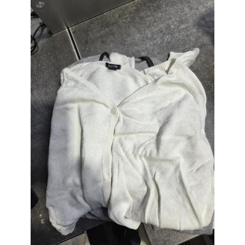 Gilet court blanc TAILLE 12 ans