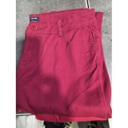 Pantalon bordeau TAILLE 12 ans