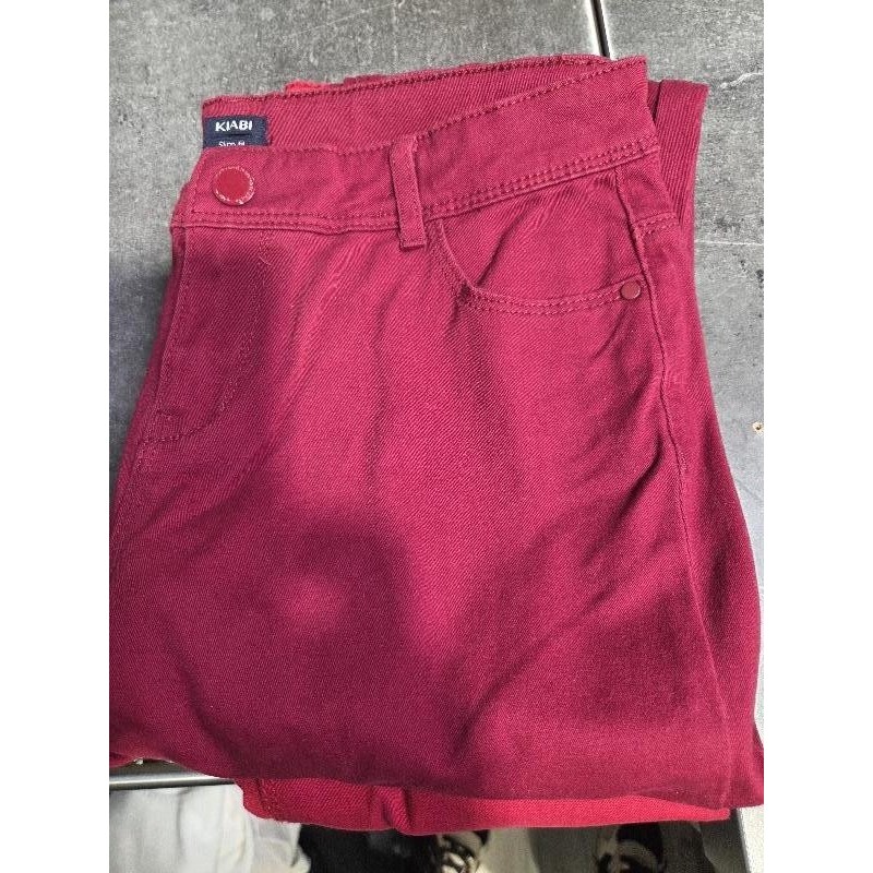 Pantalon bordeau TAILLE 12 ans