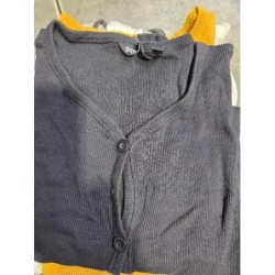 Gilet noir TAILLE 12 ans