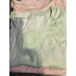 Tee-shirt vert TAILLE 12 ans